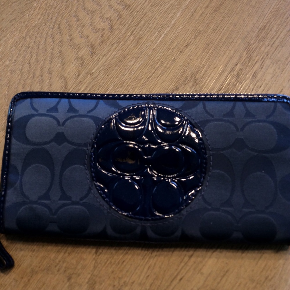 Coach wallet